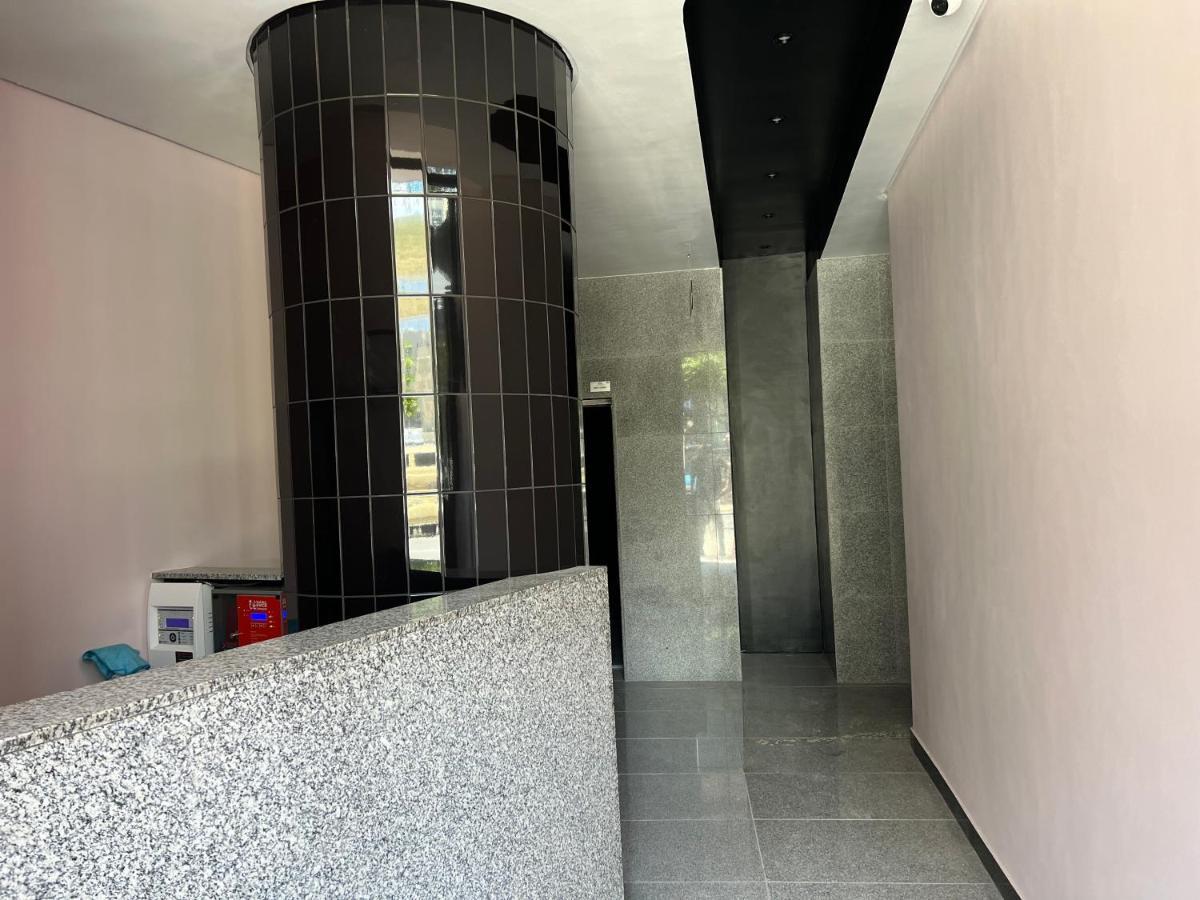 Flamingo Sea Point Sea View Luxury Best Position 1 Bedroom Apartment Queen Size Bed & Inverter For Tv Kaapstad Buitenkant foto
