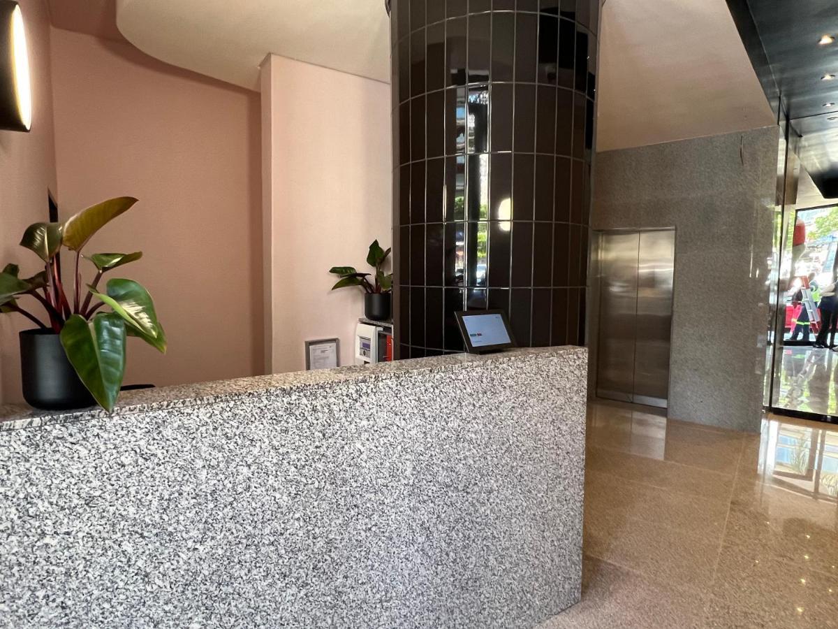 Flamingo Sea Point Sea View Luxury Best Position 1 Bedroom Apartment Queen Size Bed & Inverter For Tv Kaapstad Buitenkant foto