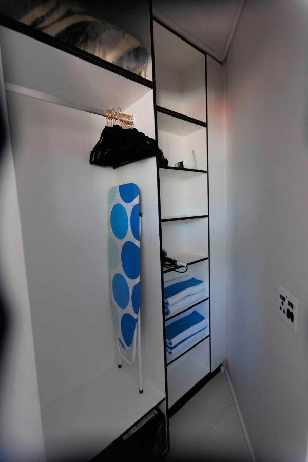 Flamingo Sea Point Sea View Luxury Best Position 1 Bedroom Apartment Queen Size Bed & Inverter For Tv Kaapstad Buitenkant foto