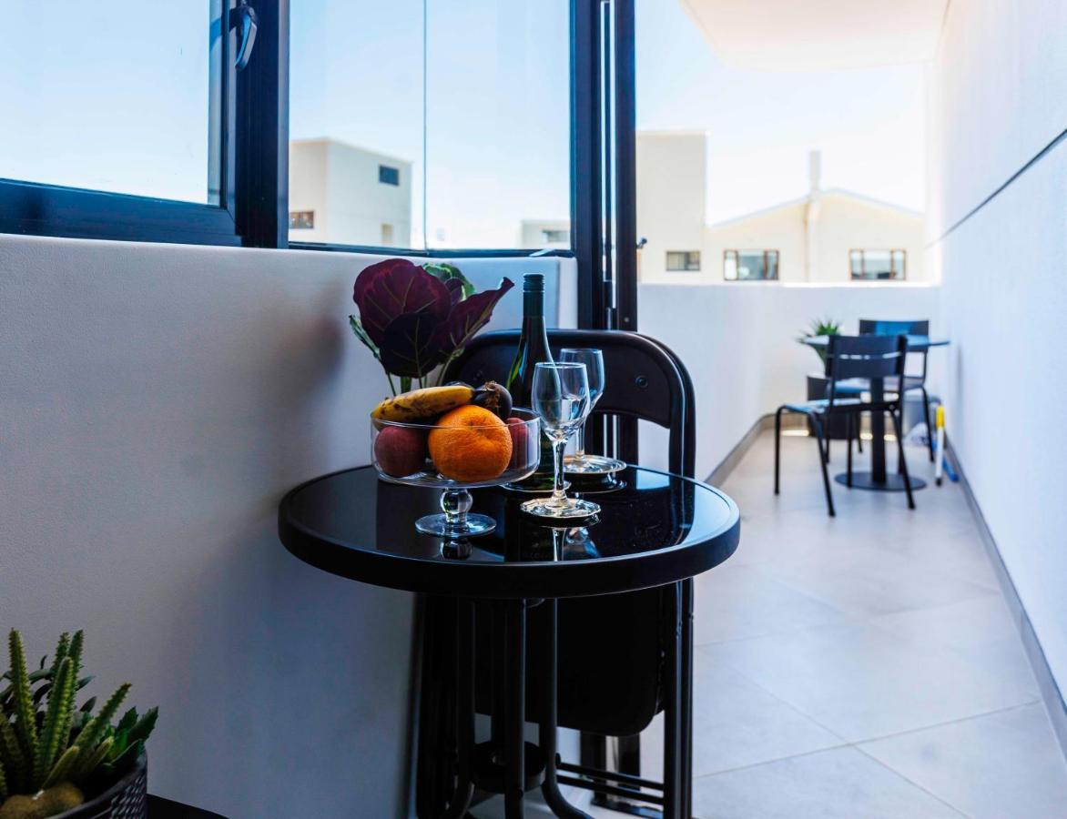 Flamingo Sea Point Sea View Luxury Best Position 1 Bedroom Apartment Queen Size Bed & Inverter For Tv Kaapstad Buitenkant foto