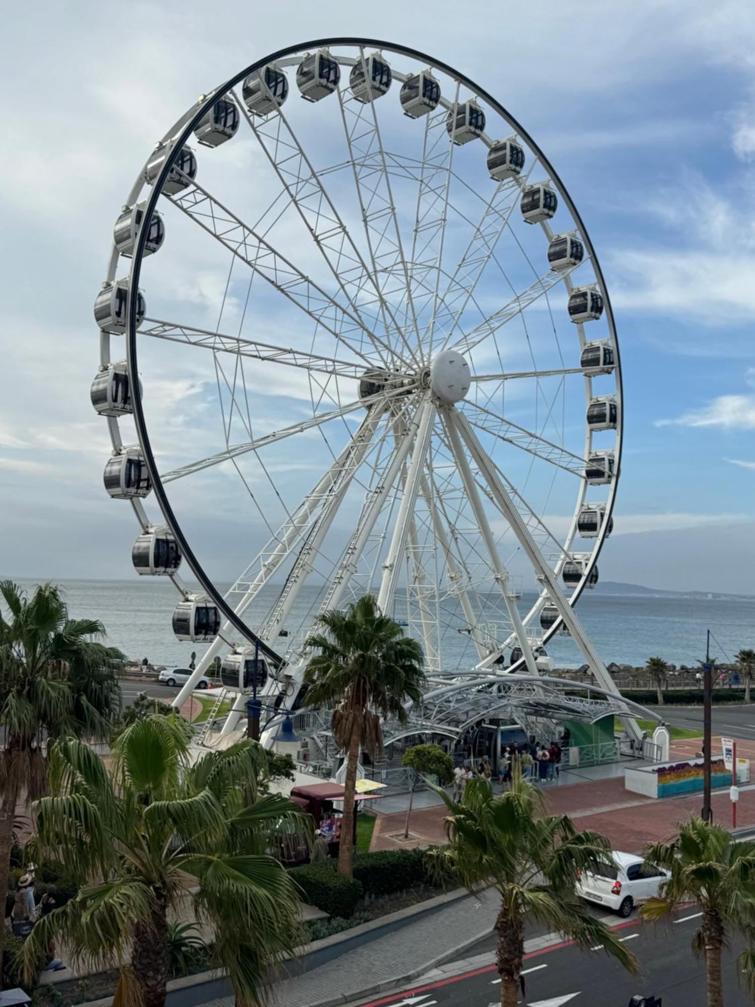 Flamingo Sea Point Sea View Luxury Best Position 1 Bedroom Apartment Queen Size Bed & Inverter For Tv Kaapstad Buitenkant foto