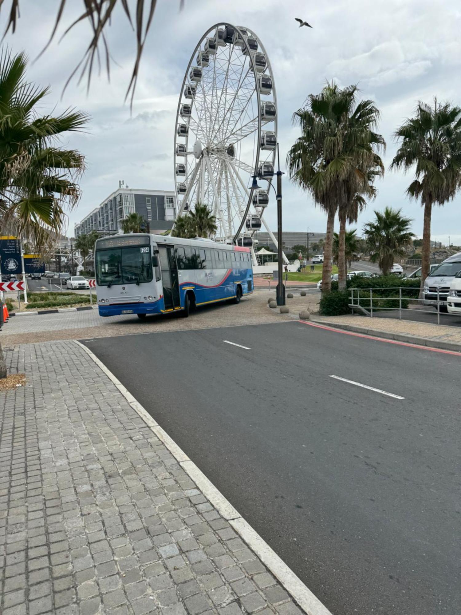 Flamingo Sea Point Sea View Luxury Best Position 1 Bedroom Apartment Queen Size Bed & Inverter For Tv Kaapstad Buitenkant foto